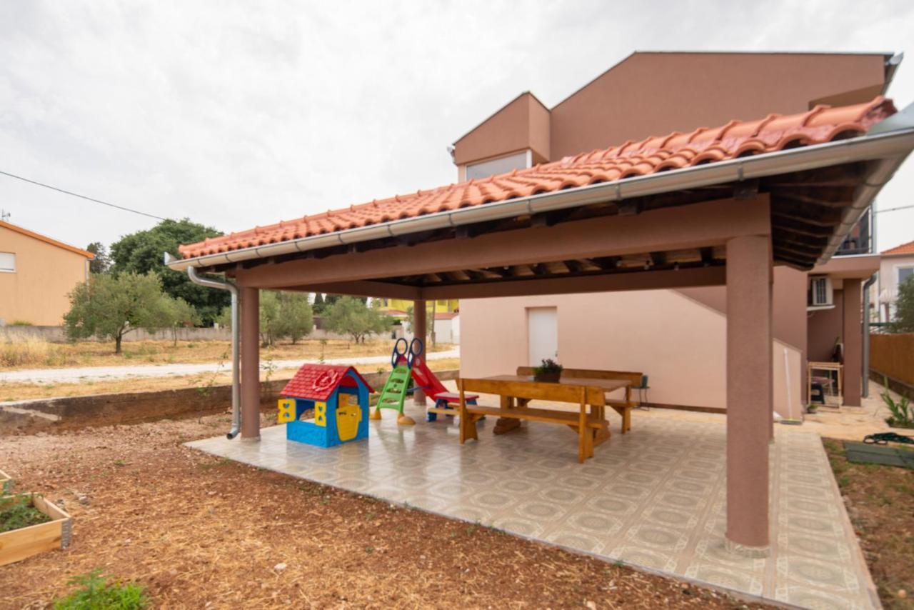 Apartman L&A Apartment Biograd Na Moru Exterior photo